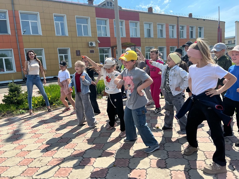 Здравствуй, лагерь!.